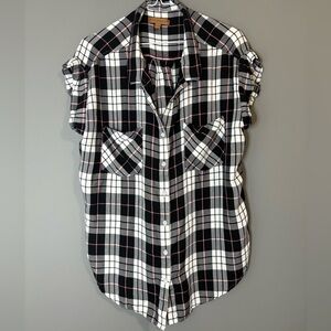 Cabin core wear Jachs Girlfriend size XL Black/White Plaid with a pop of pink